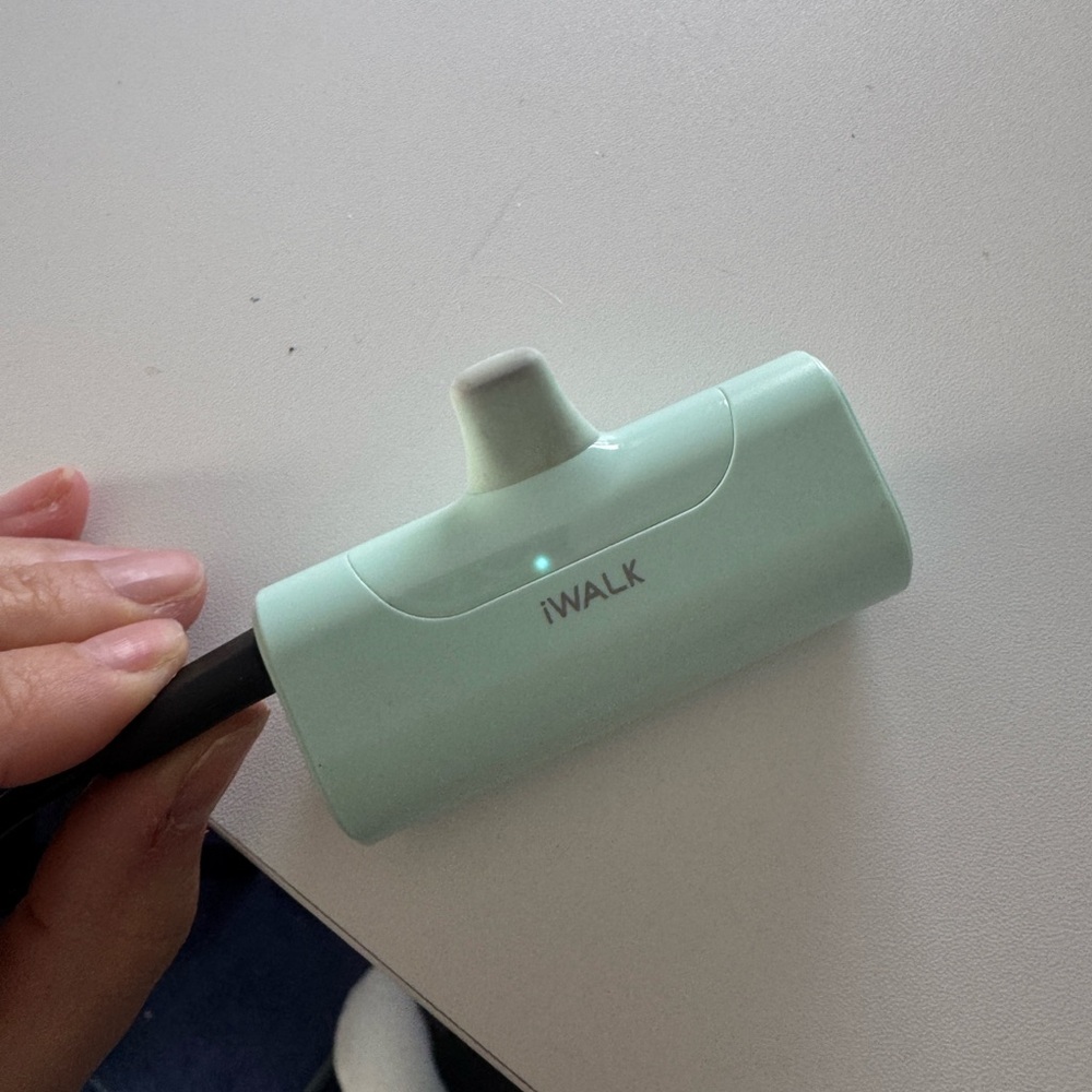 iWALK Mint Green Portable Charger